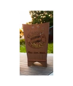 Ferrum FCB Feuerkorb Mia San Mia, Eckig, Rost, Ca. B40/H70/T40 Cm -Outdoor Living Verkauf 3161981 WE FS 002 FeuerkorbFeuerstelleFCBayernFCBMiasanmia