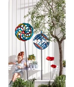 Dehner Metall-Riesen-Windrad, Ca. H184 Cm, Bunt 7 Dehner Metall-Riesen-Windrad, Ca. H184 Cm, Bunt -Outdoor Living Verkauf 4210076 4210092 4210621 4210654 WE MO 002 RiesenwindradGlobeGartendekoGartenstabDekostab