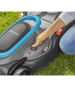 GARDENA Elektro-Rasenmäher PowerMax 32/1200 G2 10 GARDENA Elektro-Rasenmäher PowerMax 32/1200 G2 -Outdoor Living Verkauf 6677884 WE DE 001 GardenaPowermax