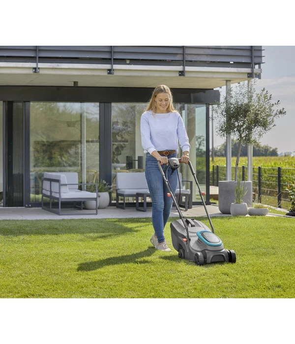 GARDENA Elektro-Rasenmäher PowerMax 32/1200 G2 4 GARDENA Elektro-Rasenmäher PowerMax 32/1200 G2 – Bild 2